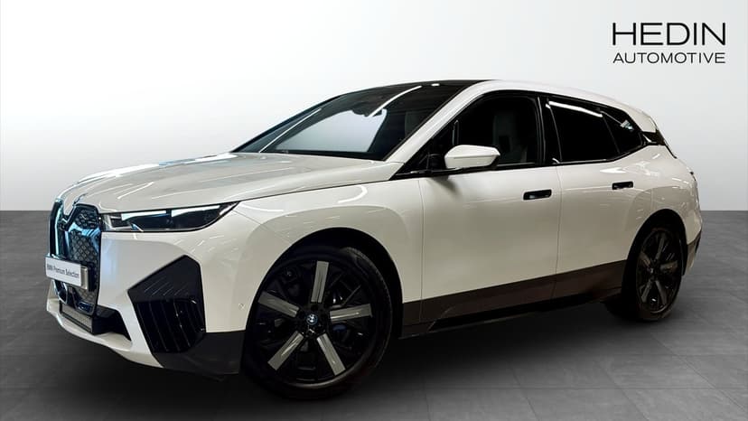 BMW iX