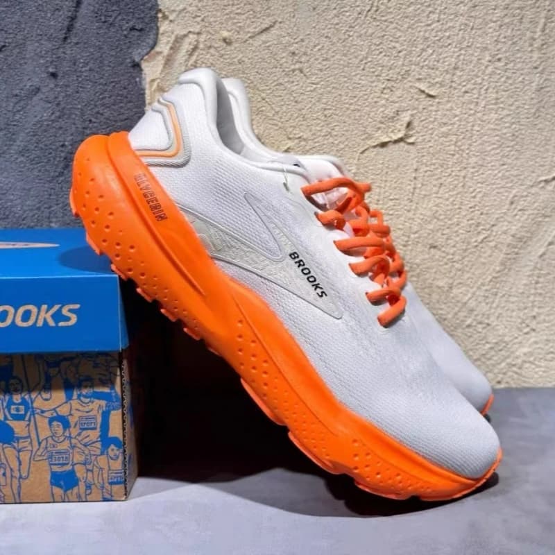 Buty do biegania Brooks - Lekkie i oddychające sneakersy